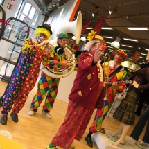 04-Clowns-Musicos