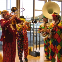 10-Clowns-Musicos