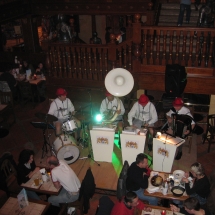 08-les-yolders