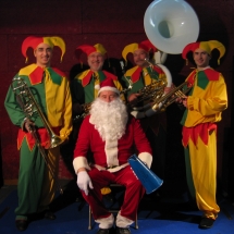 04-pere-noel-lutins-fous-du-roy